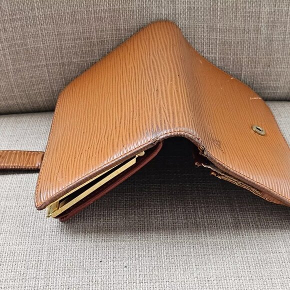 Auth Louis Vuitton Card Holder Yellow Leather Bifold Wallet Purse Made in France - Picture 7 of 13